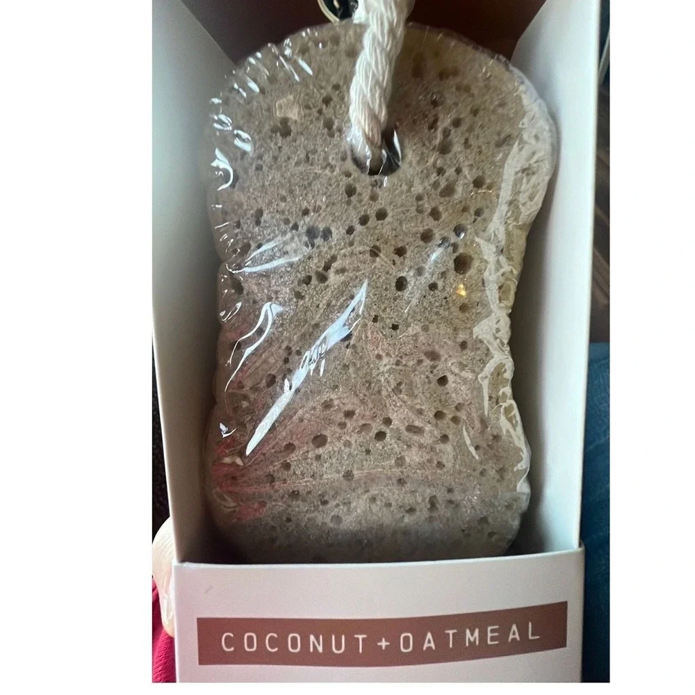 EasySuds Soap Infused Pet Sponge Cats and Dogs 100g Coconut Oatmeal‎ Brown